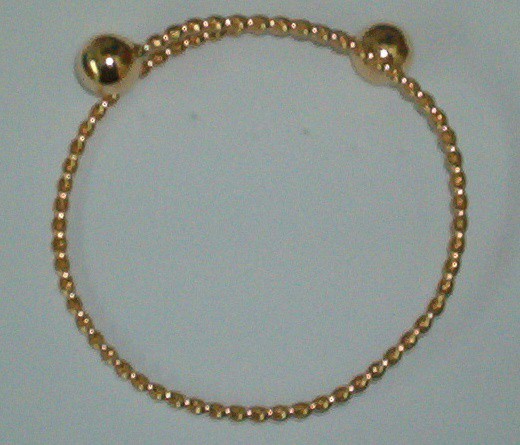pulseraretorcidabola.jpg